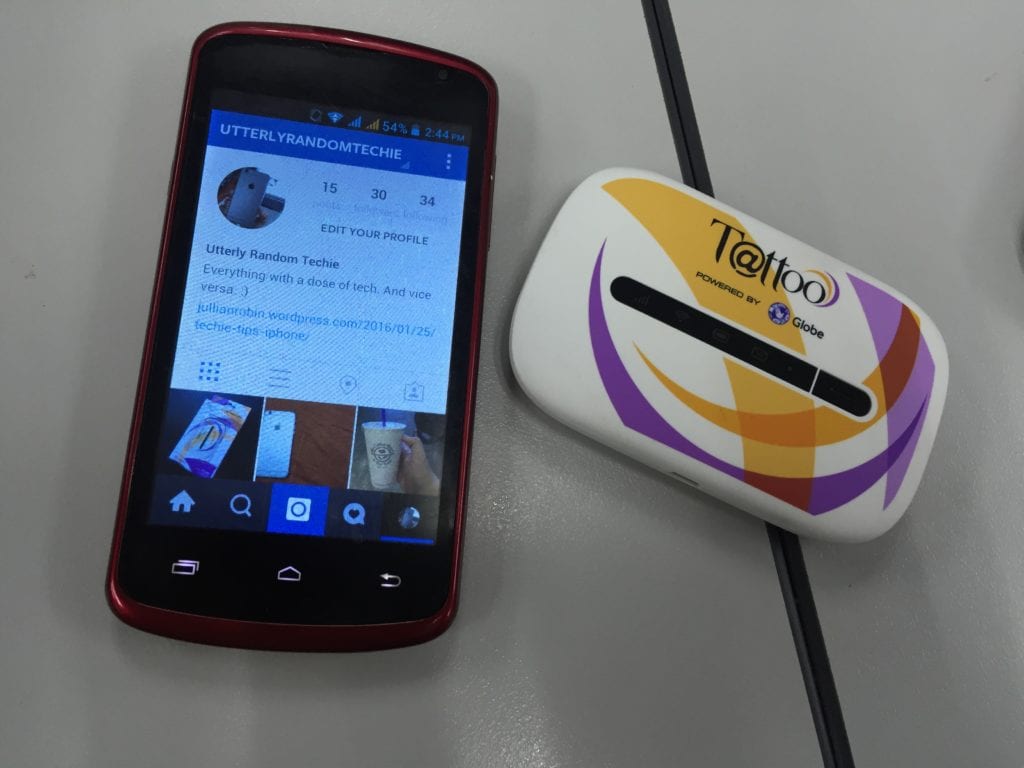 tattoo mobile wifi with smartphone