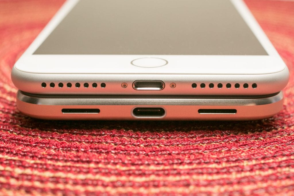 iphone 8 gets usb-c sub-header