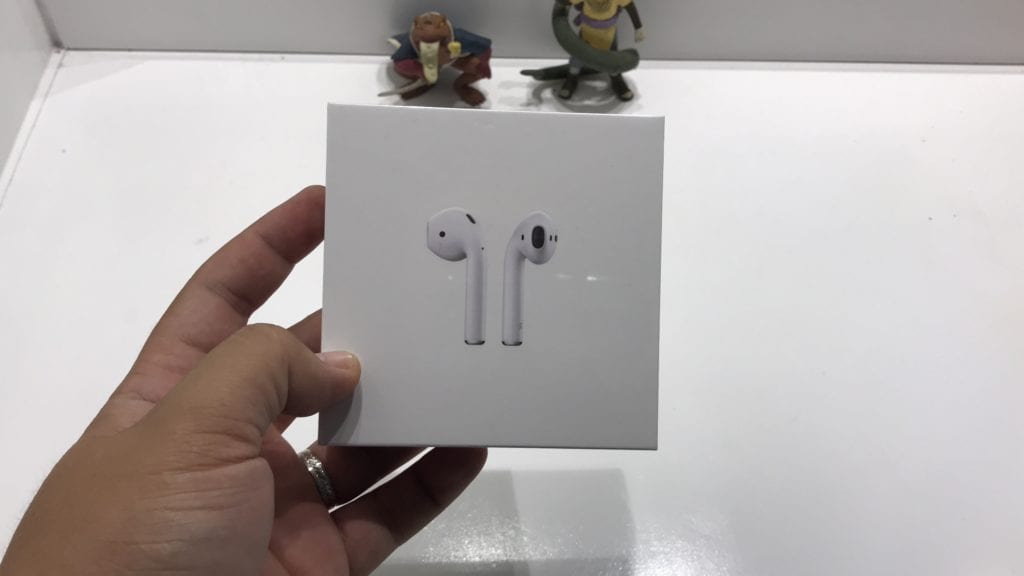 airpods unboxing and first impressions