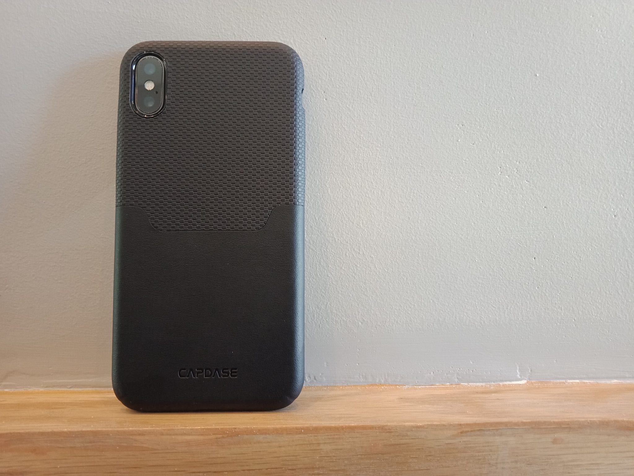 Capdase iPhone XS Collection - article